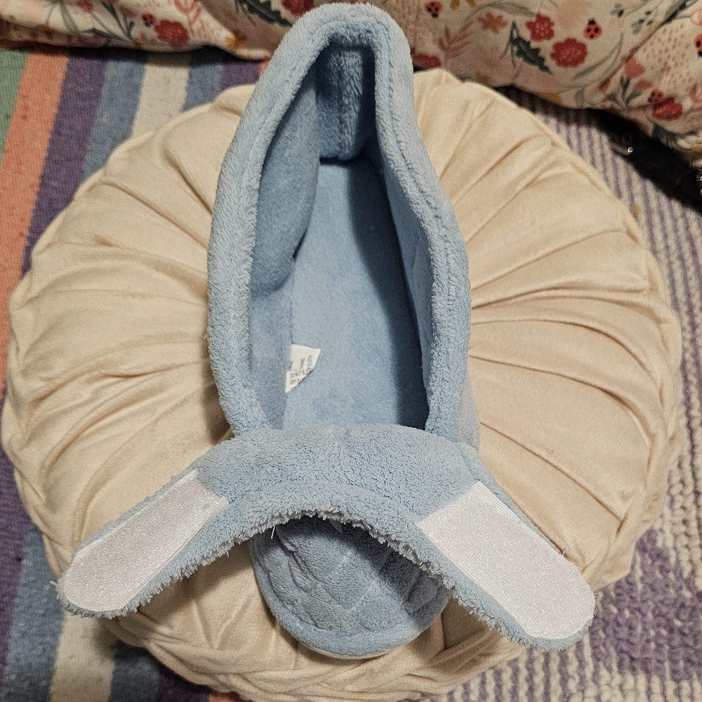 Muk Luk Adaptive Slippers - Picture 4 of 7